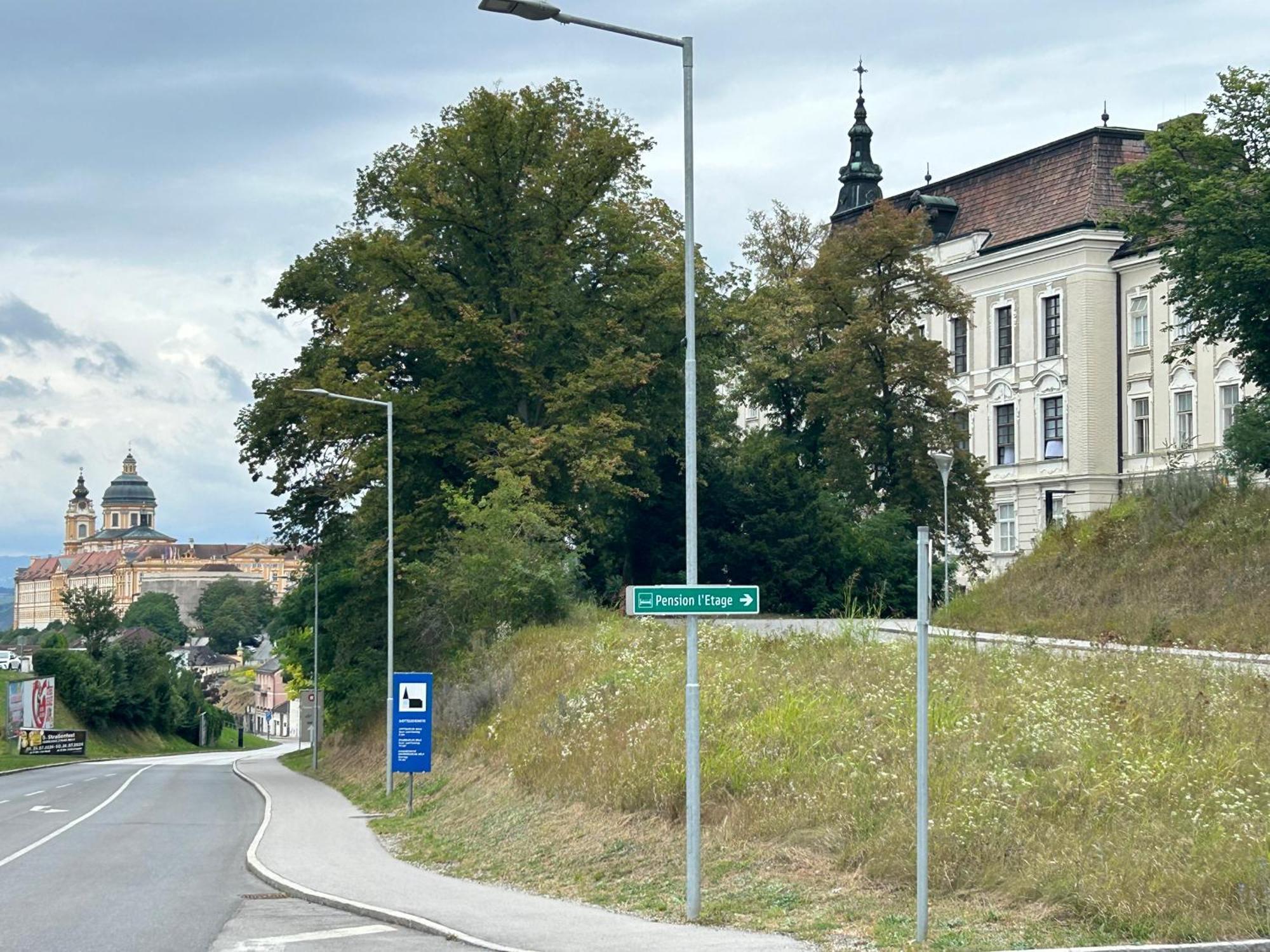 Pension L'Etage Melk Exterior foto
